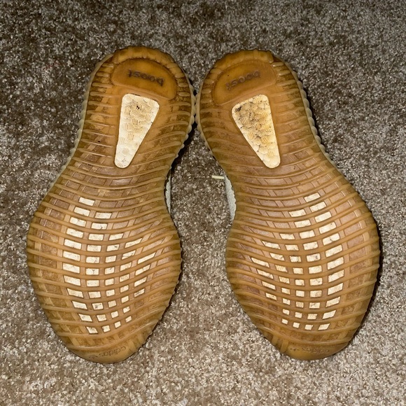 Yeezy boost 350 butter - Picture 4 of 5